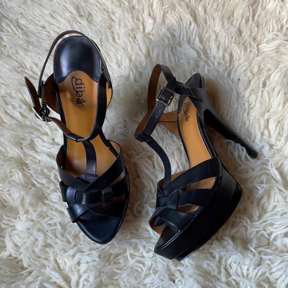 Strappy Platform Sandals - Sz 9